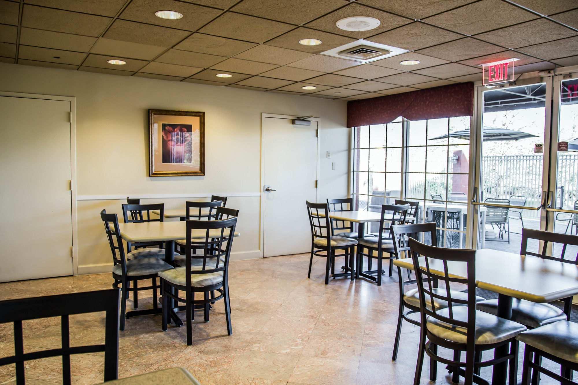 Quality Inn & Suites Near The Theme Parks Орландо Екстериор снимка
