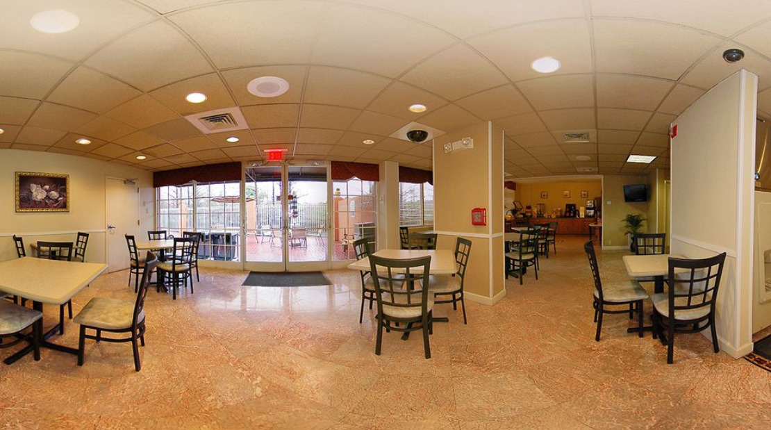 Quality Inn & Suites Near The Theme Parks Орландо Екстериор снимка