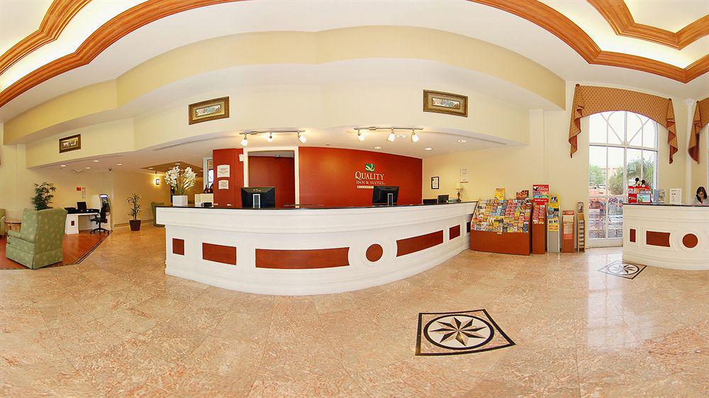 Quality Inn & Suites Near The Theme Parks Орландо Екстериор снимка